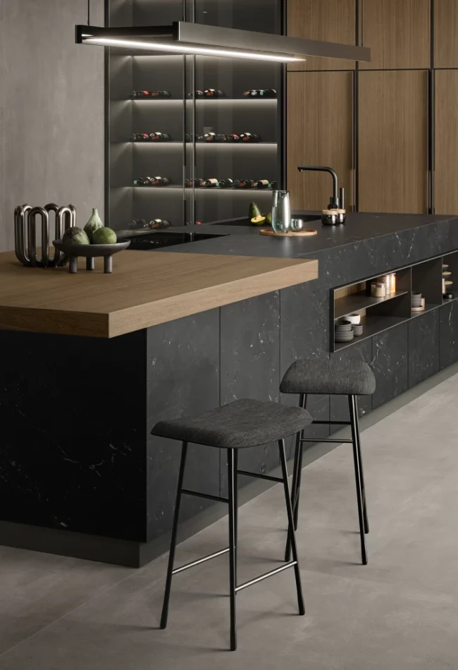 05-negresco-dark-stone-effect-porcelain-tiles-for-luxury-floors-and-walls-clamp_768_1024_50