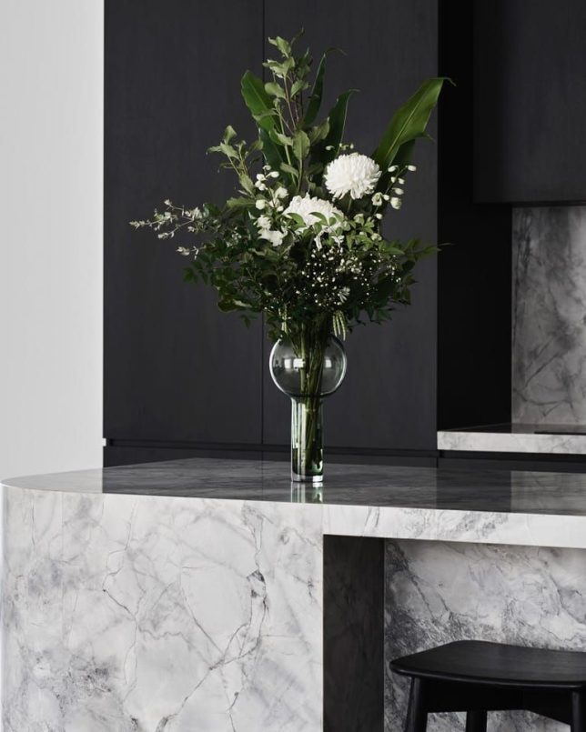 12146bb1a7fa4be79edfda9d7bfb9139