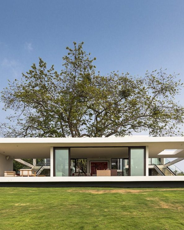 xModern-Eco-friendly-House-2.jpg.pagespeed.ic.el4ZtL7FI9